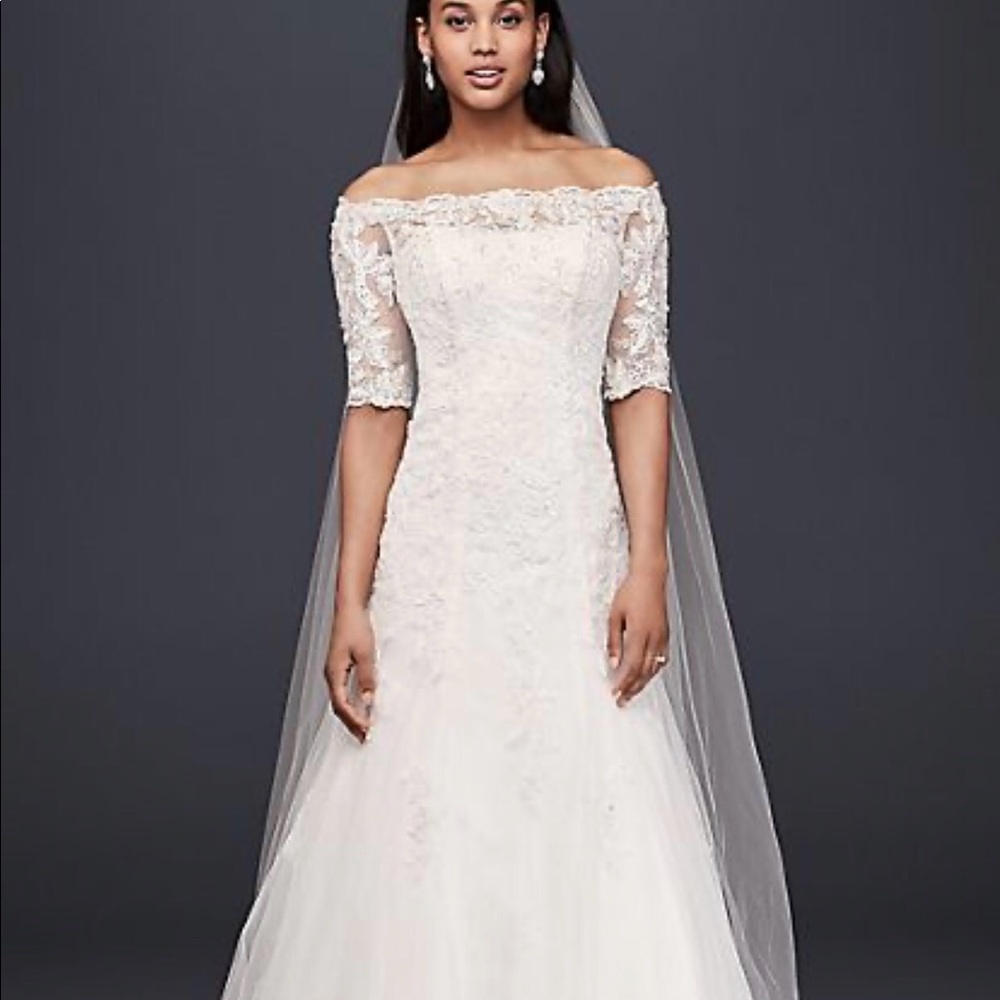 Wedding Dress 3/4 Sleeve ~ NEW